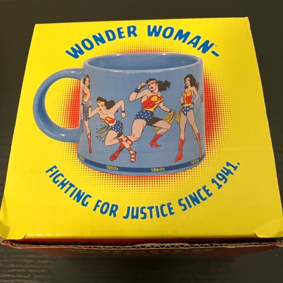 Wonder Woman Cup/Mug - Picture 5 of 5